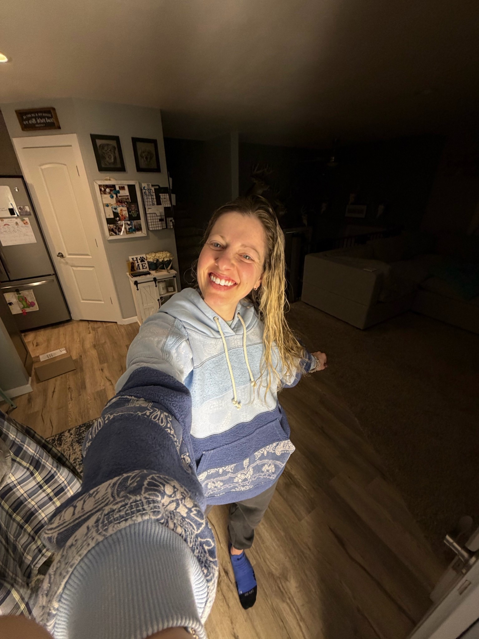 This sweatshirt is SO DANG CUTE!!!

#LTKootd #LTKActive #LTKfitnessgoals