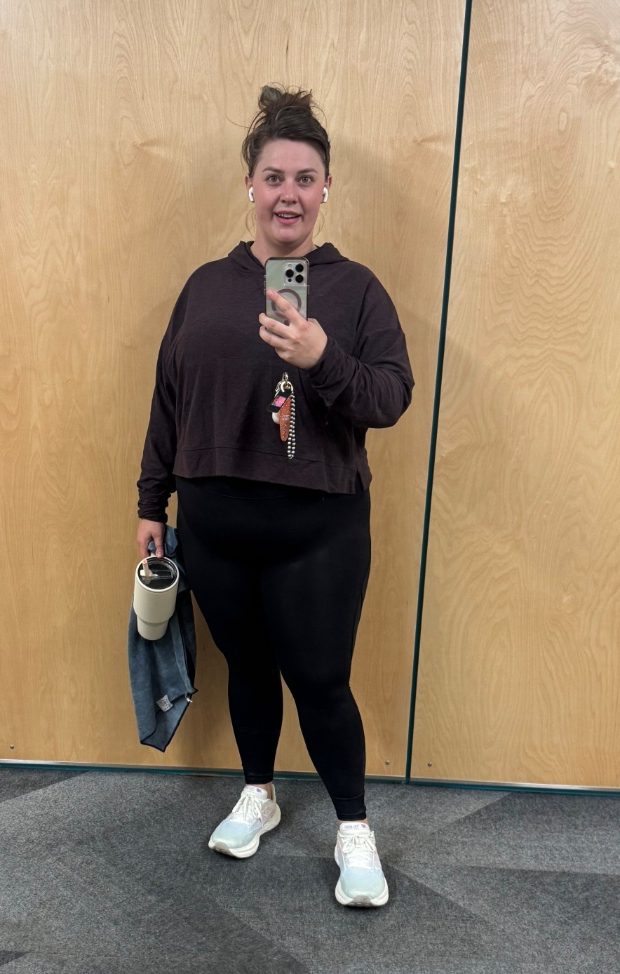 Proof that cute workout fits make the sweat session worth it 😅💧 Fabletics came through again — and the HydroJug, as always, understood the assignment 🖤 #OOTD #MillennialLife #SoftLifeVibes


#LTKActive #LTKShoeCrush #LTKPlusSize