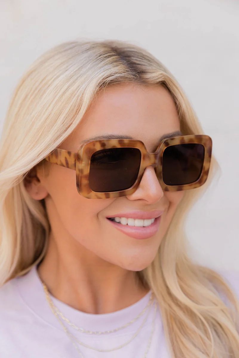 Throwing Shade Tan Rectangle Frame Tort Sunglasses FINAL SALE | Pink Lily