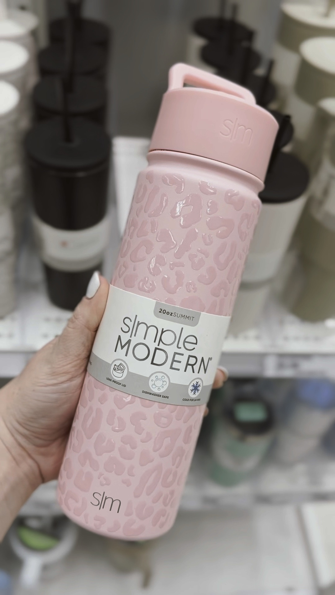 𝐒|𝐌 𝐖𝐚𝐭𝐞𝐫 𝐁𝐨𝐭𝐭𝐥𝐞𝐬 are a 𝐌𝐔𝐒𝐓 𝐇𝐀𝐕𝐄 💥 love the fact that they have the best designs for a toddler, teen or even a parent!

#LTKVideo #LTKhome #LTKfindsunder50