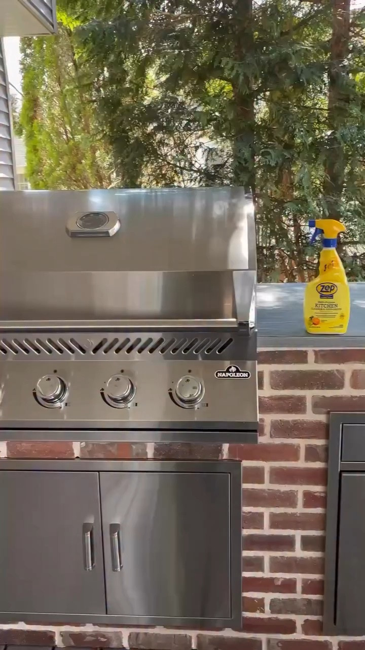 Real mom life is cleaning the kitchen over and over again.

This @zepusa is literally spray, wipe, done and it actually cuts through grease the first time.

If you’re a busy mom, you need this.

#zep #cleaningroutine #kitchenhacks #kitchencleaning #zeppartner