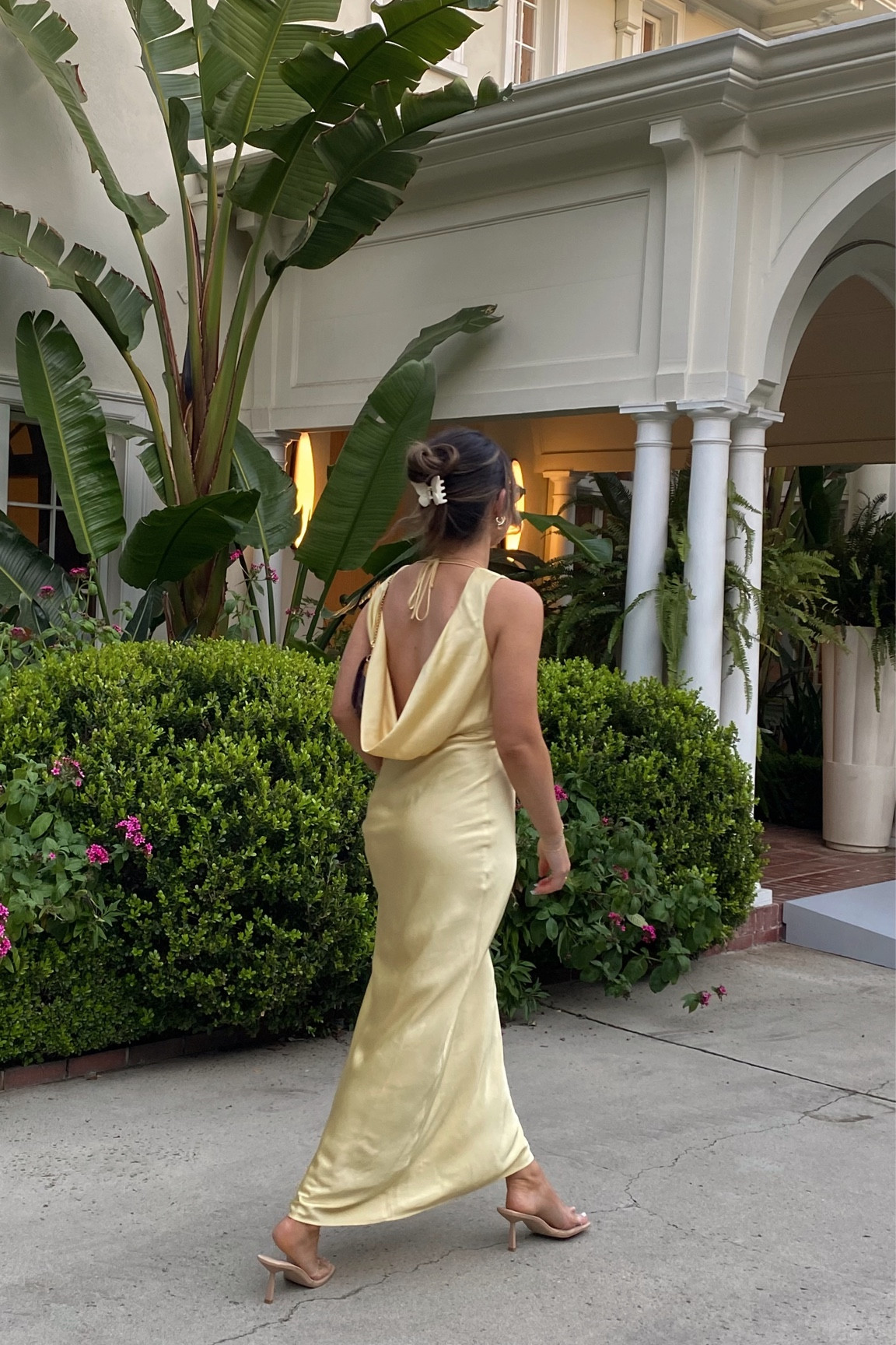 Abercrombie yellow maxi dress wedding guest 

#LTKwedding #LTKstyletip