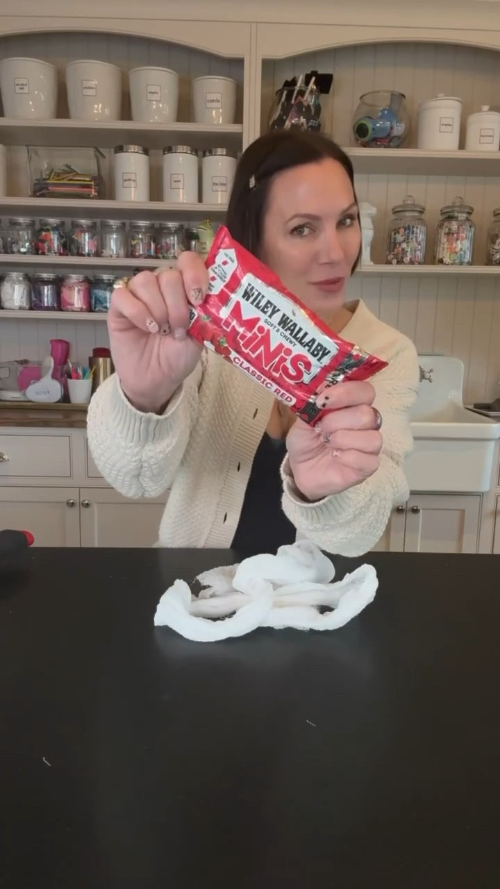🍓This licorice is fat-free with no scary ingredients like high fructose corn syrup.  Code EmilyC25 will save you 25% sitewide! 

#LTKHoliday #LTKHalloween #LTKGiftGuide
