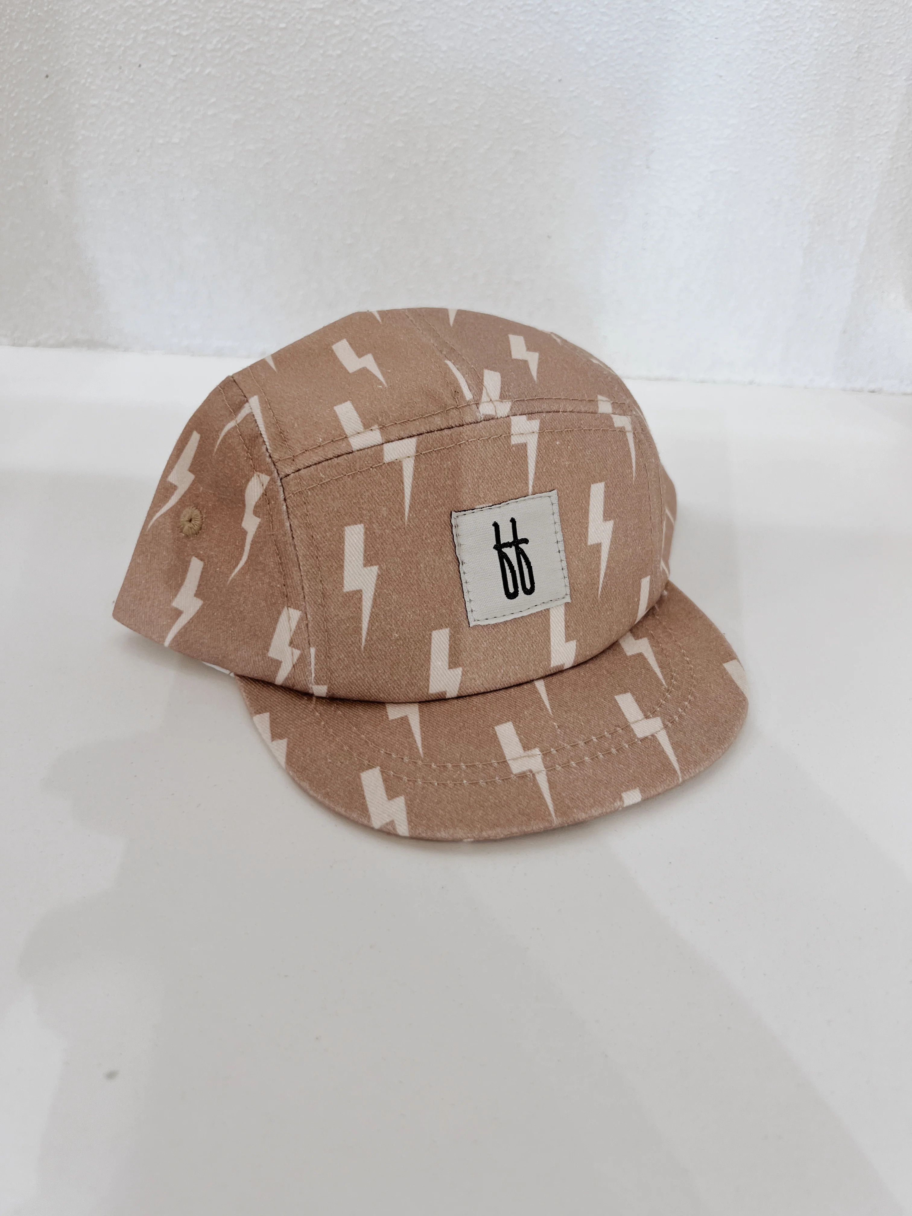 Snapback | Tan & Cream Lightning Bolt | Forever French
