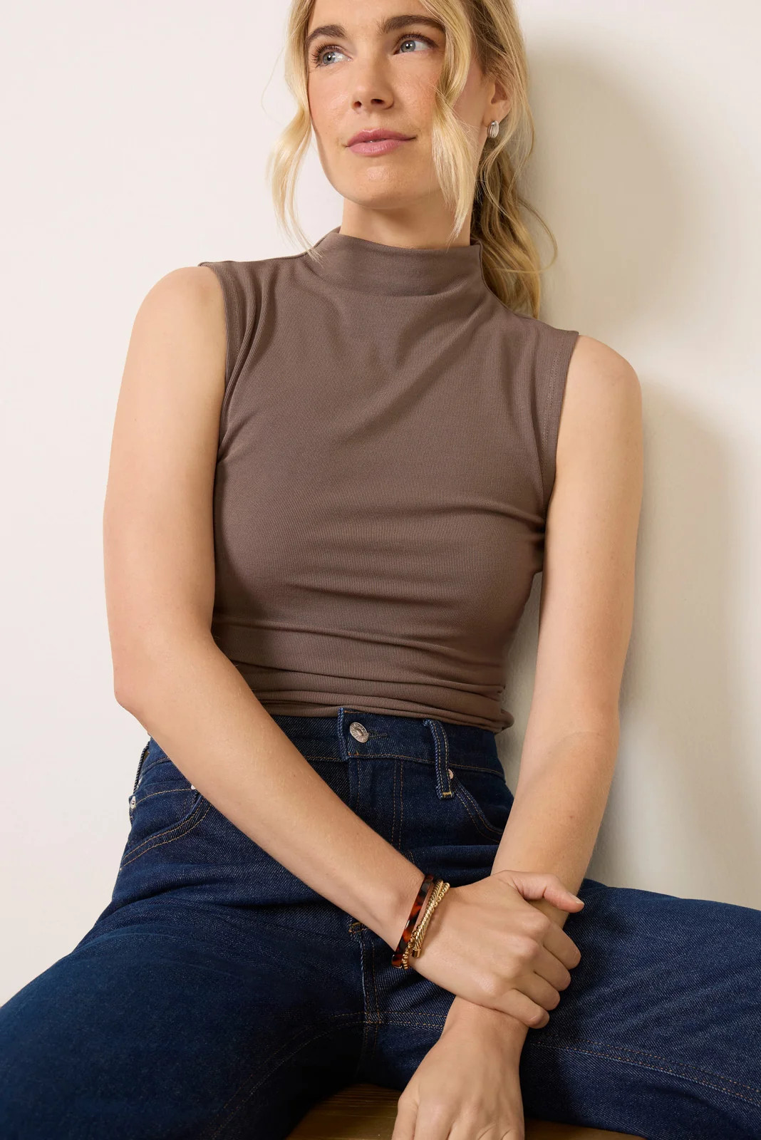Lira Sleeveless Mockneck | Evereve