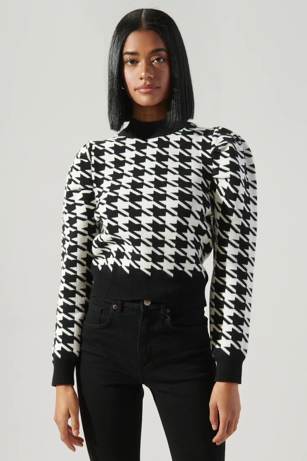 Miranda Houndstooth Cropped Sweater | Sugarlips