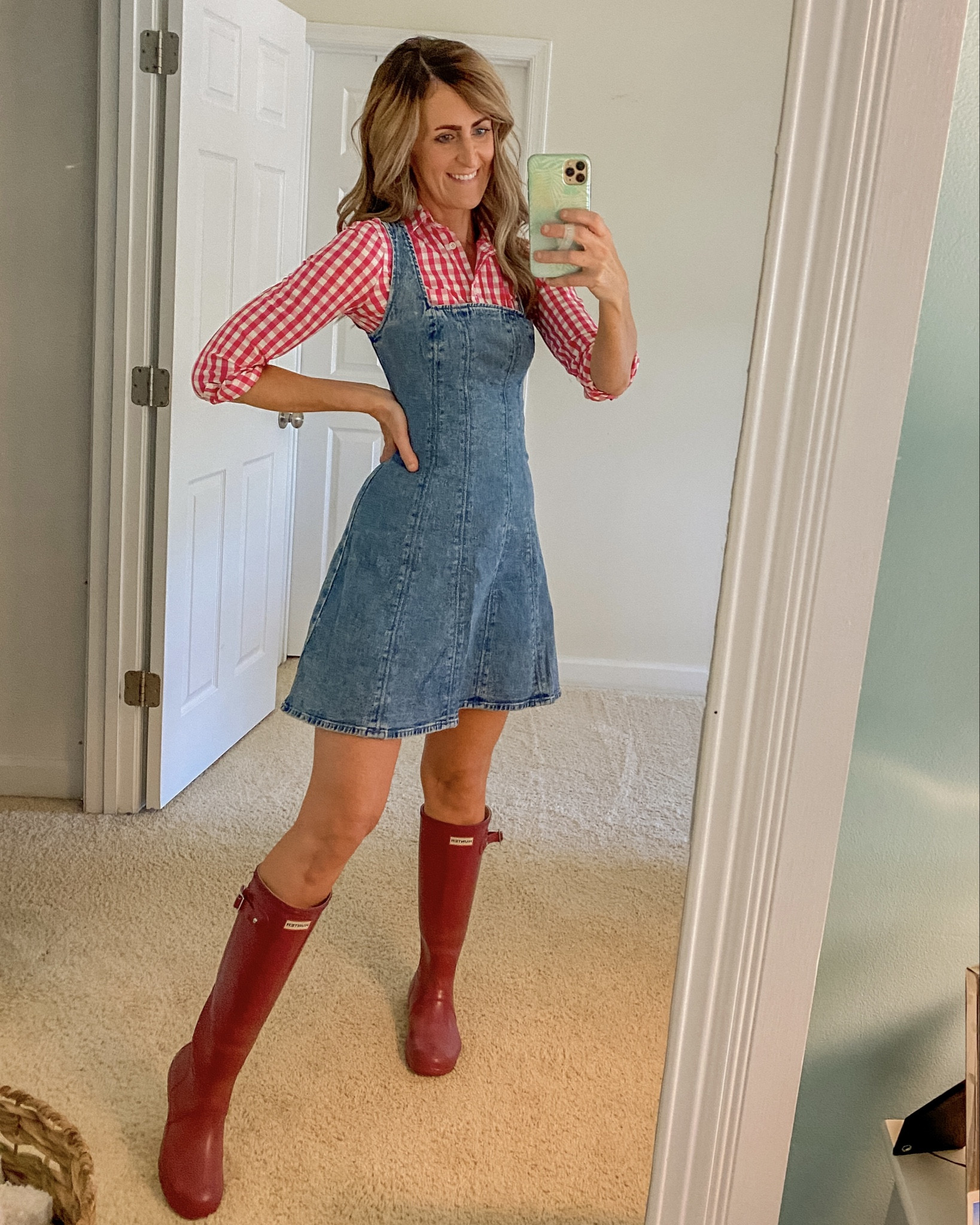 Cutest denim jumper dress ever!! @abercrombie 

#LTKStyleTip #LTKFindsUnder50 #LTKSeasonal