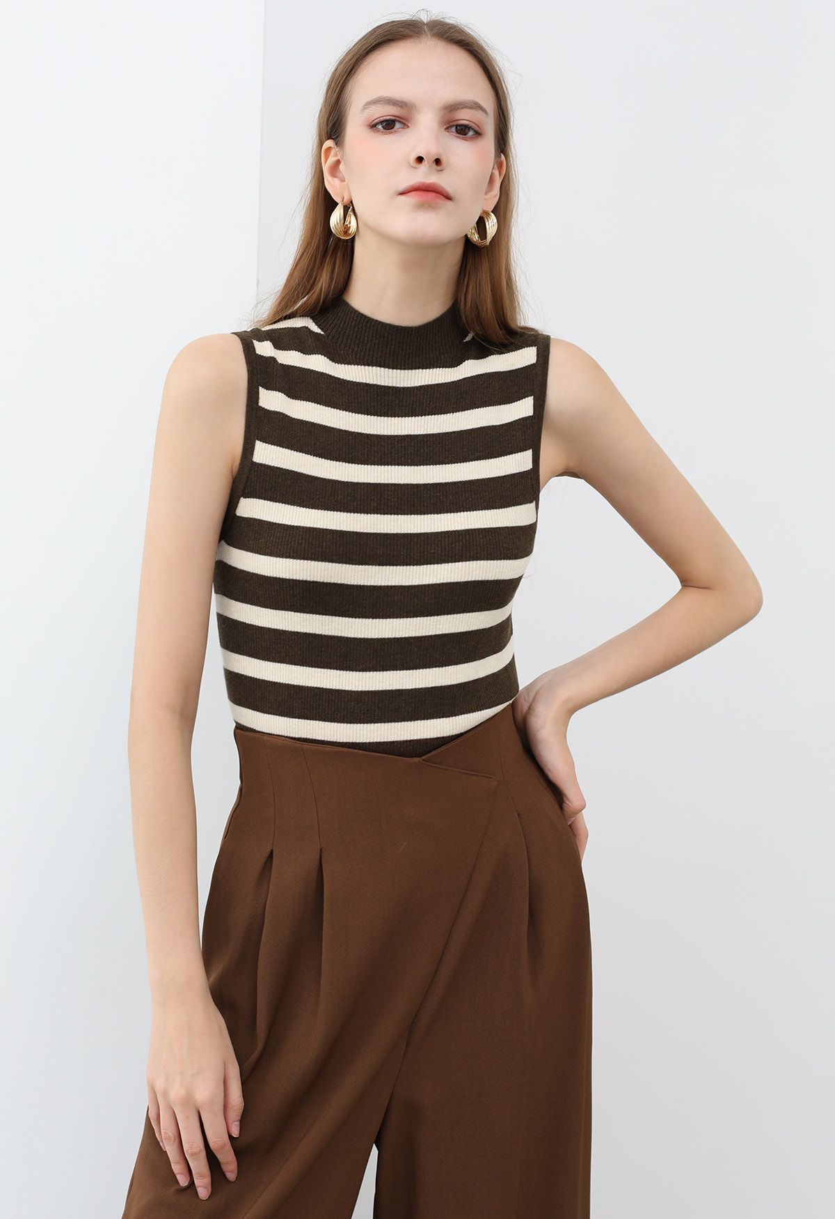 Contrast Stripe Sleeveless Knit Top in Brown | Chicwish