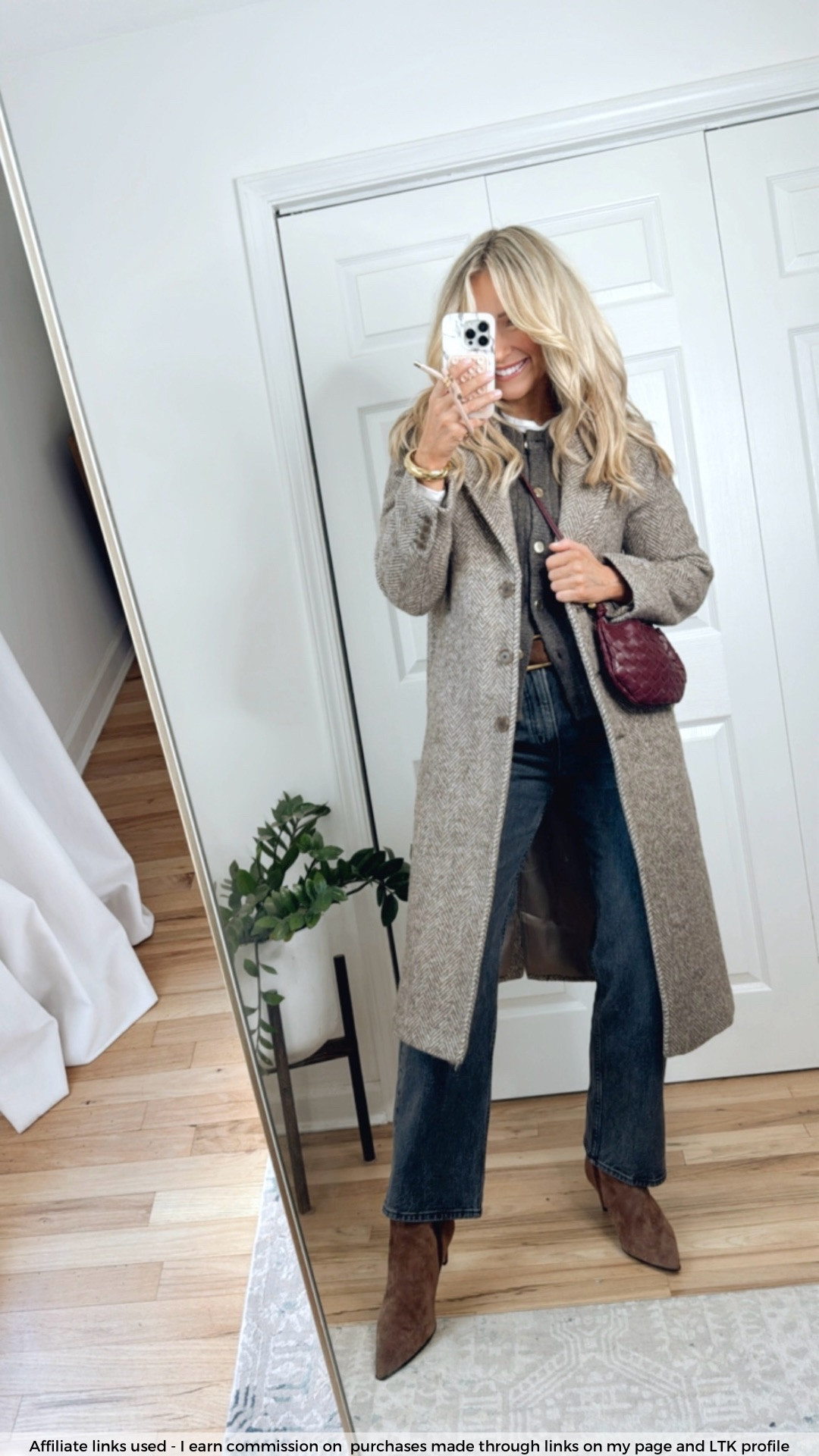 Capsule fall outfit (*outfit is from last year, linking alternative options for anything that’s sold out now 💕💕)

Brown coat
Cardigan
Black washed jeans Abercrombie 