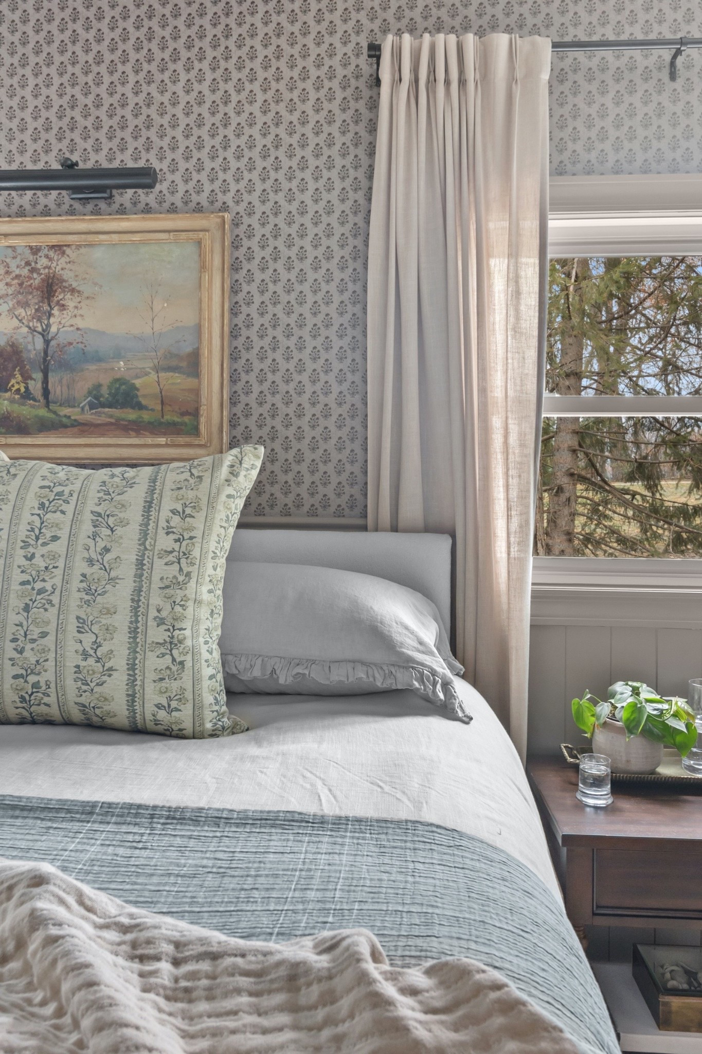The cozy cottage primary bedroom is layered and calm with timeless pieces that truly anchor the space. The bed is a huge doorbuster at 78 % OFF, nightstands are over 60% off and neutral line comforter is on sale too. If you have been waiting to invest in classic foundations for your bedroom, this is the weekend to do so. 

#Primarybedroom
#europeancottage
#midwestinteriors
#Wayfair
@Wayfair 
@Target 

#LTKSaleAlert #LTKHome