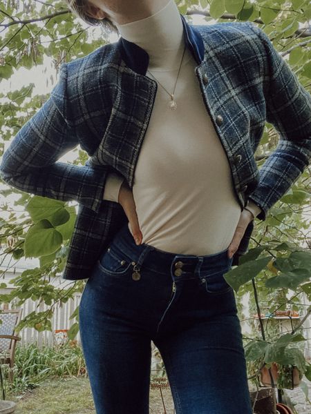 Fall outfit, plaid jacket, plaid blazer, high waisted jeans, flare jeans, turtleneck, casual outfit, autumn outfit, mejuri, gold ring, gold necklace 

#LTKstyletip