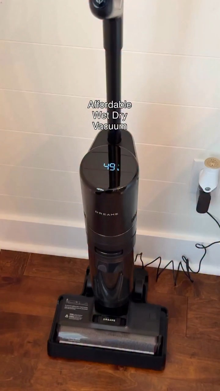🧹🫧This vacuum is SO good & super affordable! You can vacuum & mop at the same time! I paid a LOT more money for my Tineco wet dry mop and this one is more than half the price of what I paid for that one right now and is JUST AS GOOD! This would be such a great Christmas gift!



#vacuum #wetdryvacuum #dreamevacuum @dreame.usa @dreame_tech #cleantok #cleaningmotivation

#LTKHome #LTKmomlife
