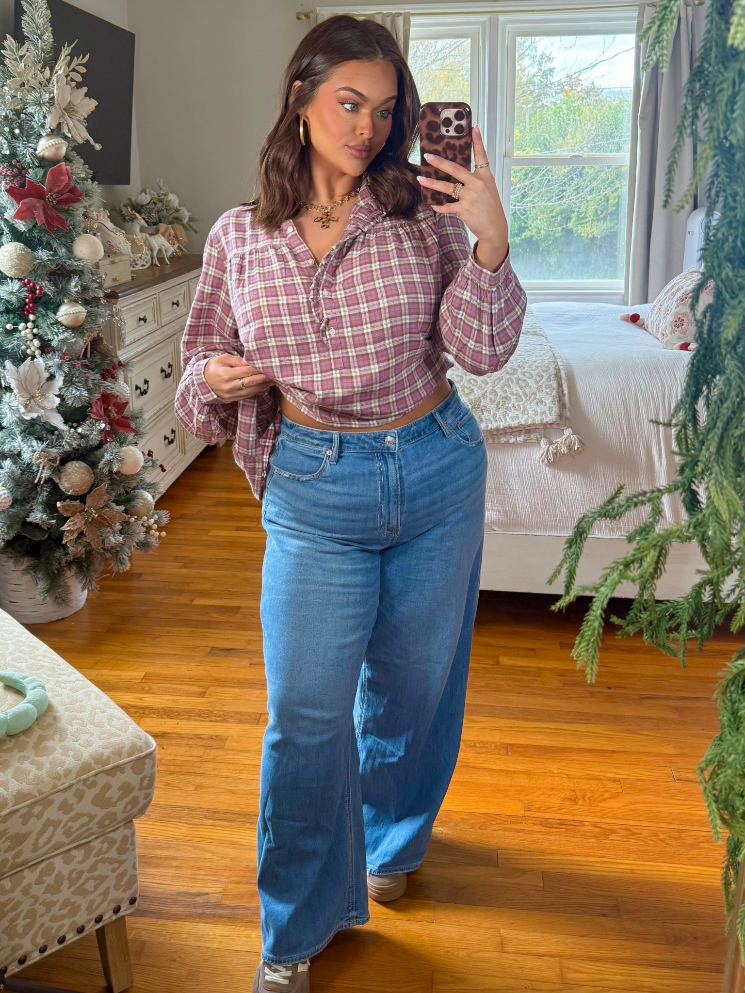 Wearing a XL in the top and a 14 Regular in the jeans but they are a little loose on me! Not sure if I could have sized down or not 

#LTKMidsize #LTKStyleTip #LTKFindsUnder50