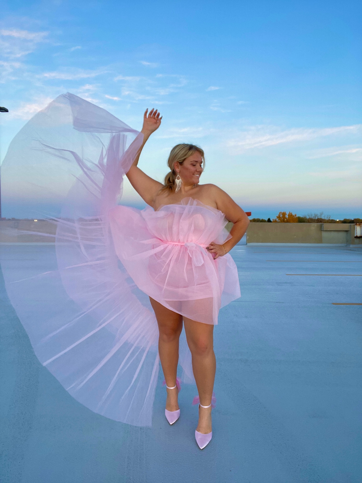 This dress made me feel like a princess and it’s under $35 🤭💗

#LTKparties #LTKover40