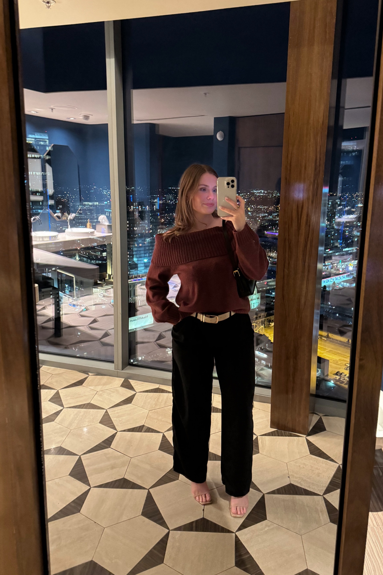 Anniversary Dinner Outfit! Got so many compliments on this sweater!!!



#LTKFindsUnder100 #LTKWorkwear #LTKStyleTip