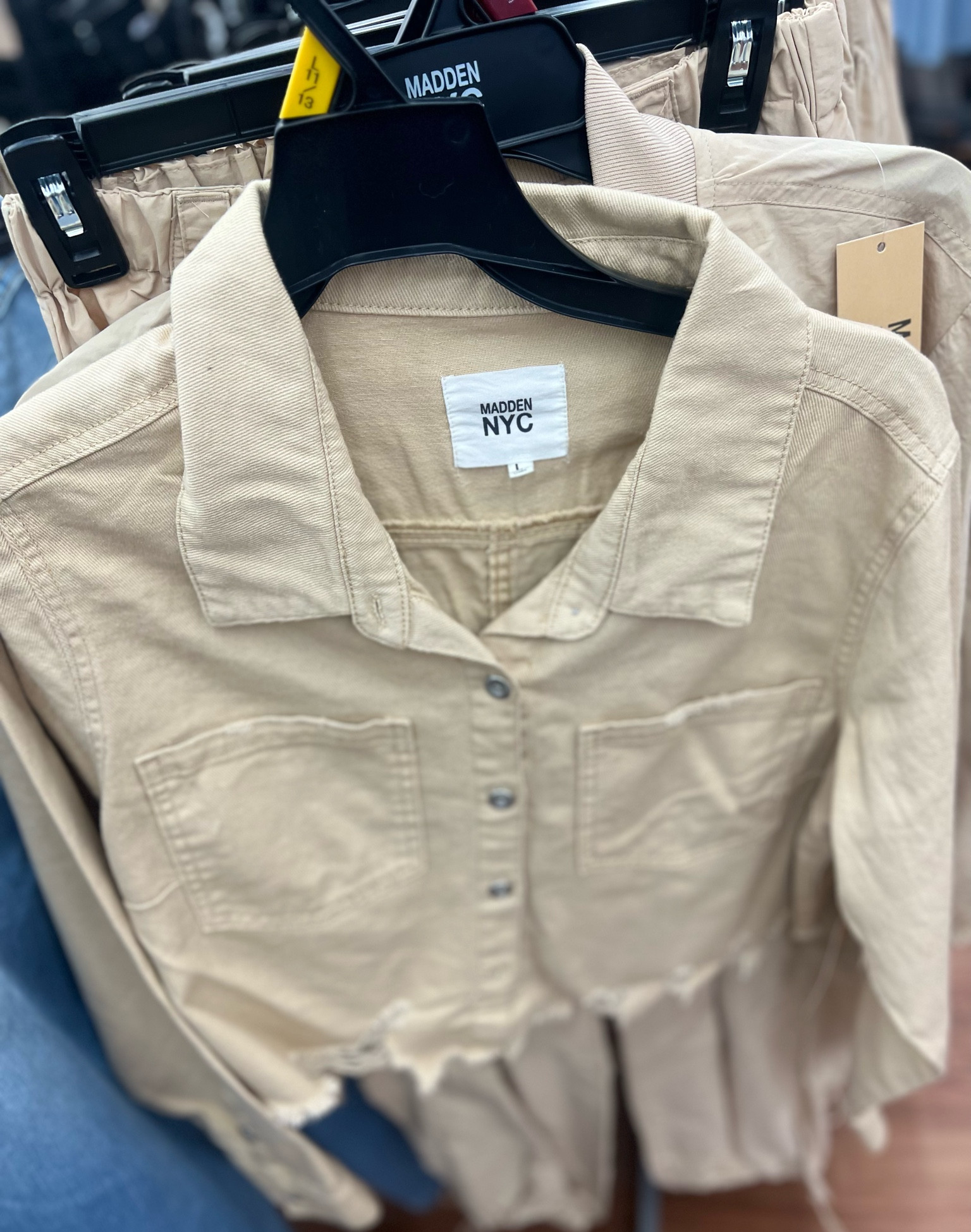 Cute tan jackets 

#vacationoutfit 

#LTKtravel #LTKmidsize