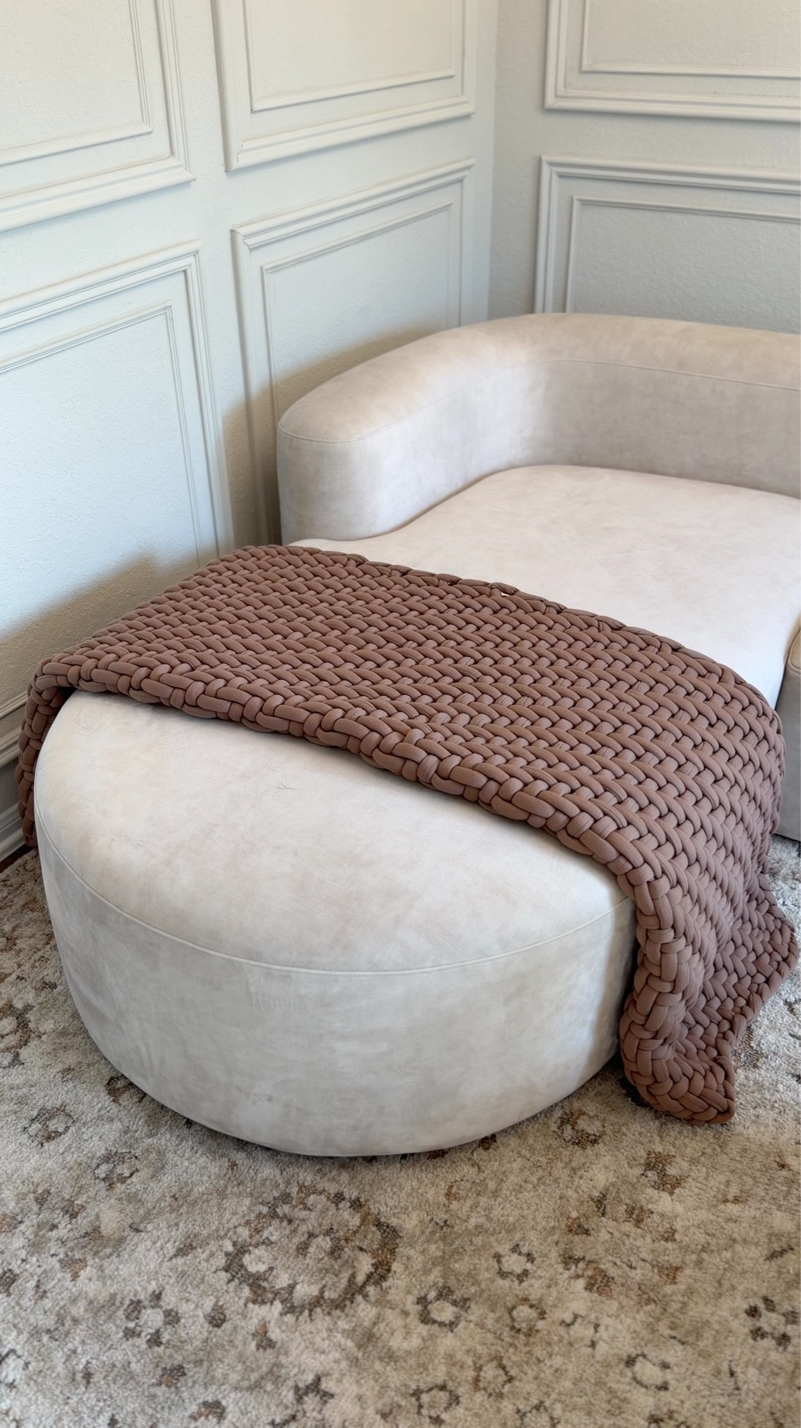 Weighted blankett

#LTKHome #LTKSaleAlert