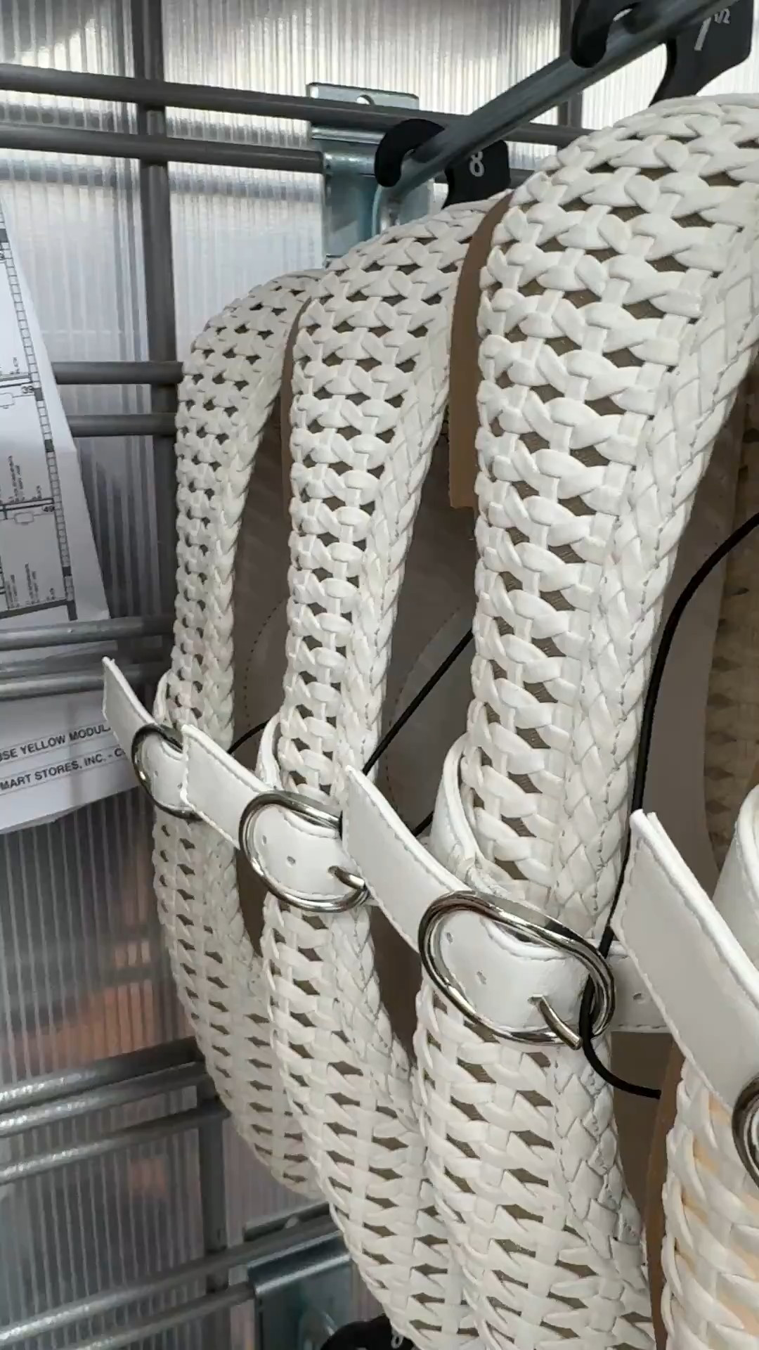 Walmart time and tru flats 

#LTKootd