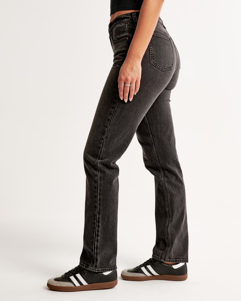 Curve Love Mid Rise 90s Straight Jean | Abercrombie & Fitch (US)