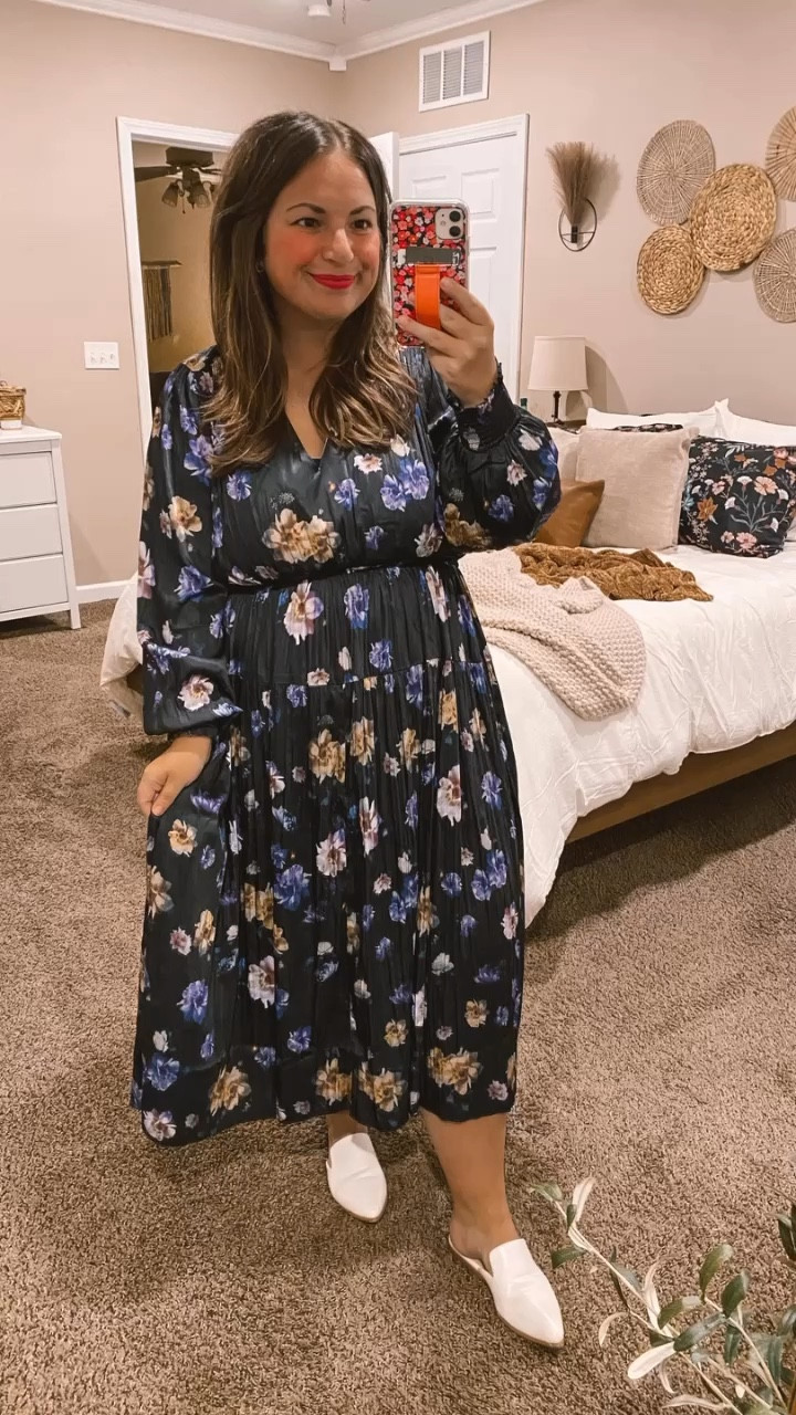 This Walmart dress is so pretty & flattering!

mules: fit true to size // wearing a 5
dress: fits oversized // wearing a medium (fits like a large) 

 #LTKMidsize #LTKFindsUnder50