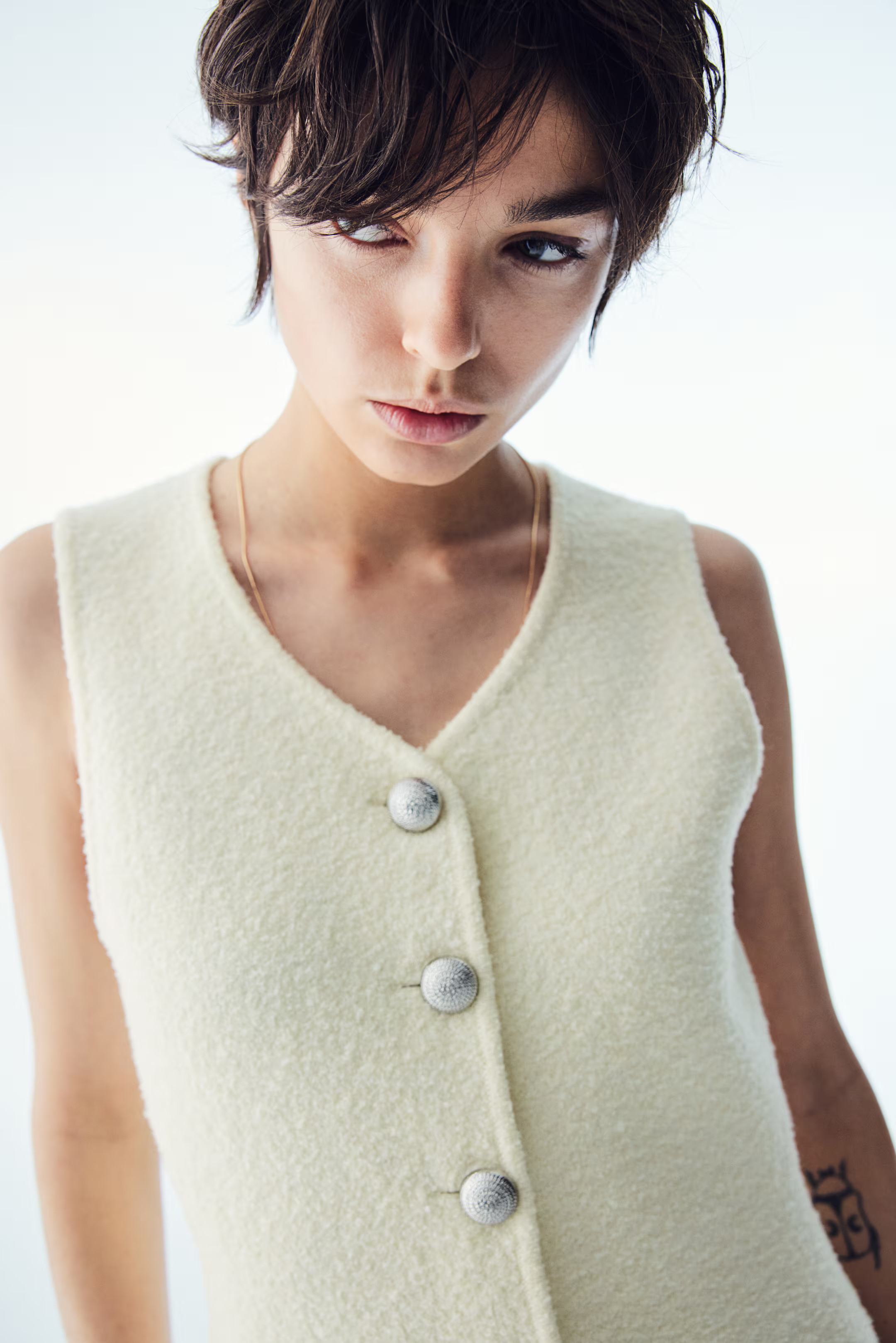 Wool-blend button-front sweater vest | H&M (UK, MY, IN, SG, PH, TW, HK)