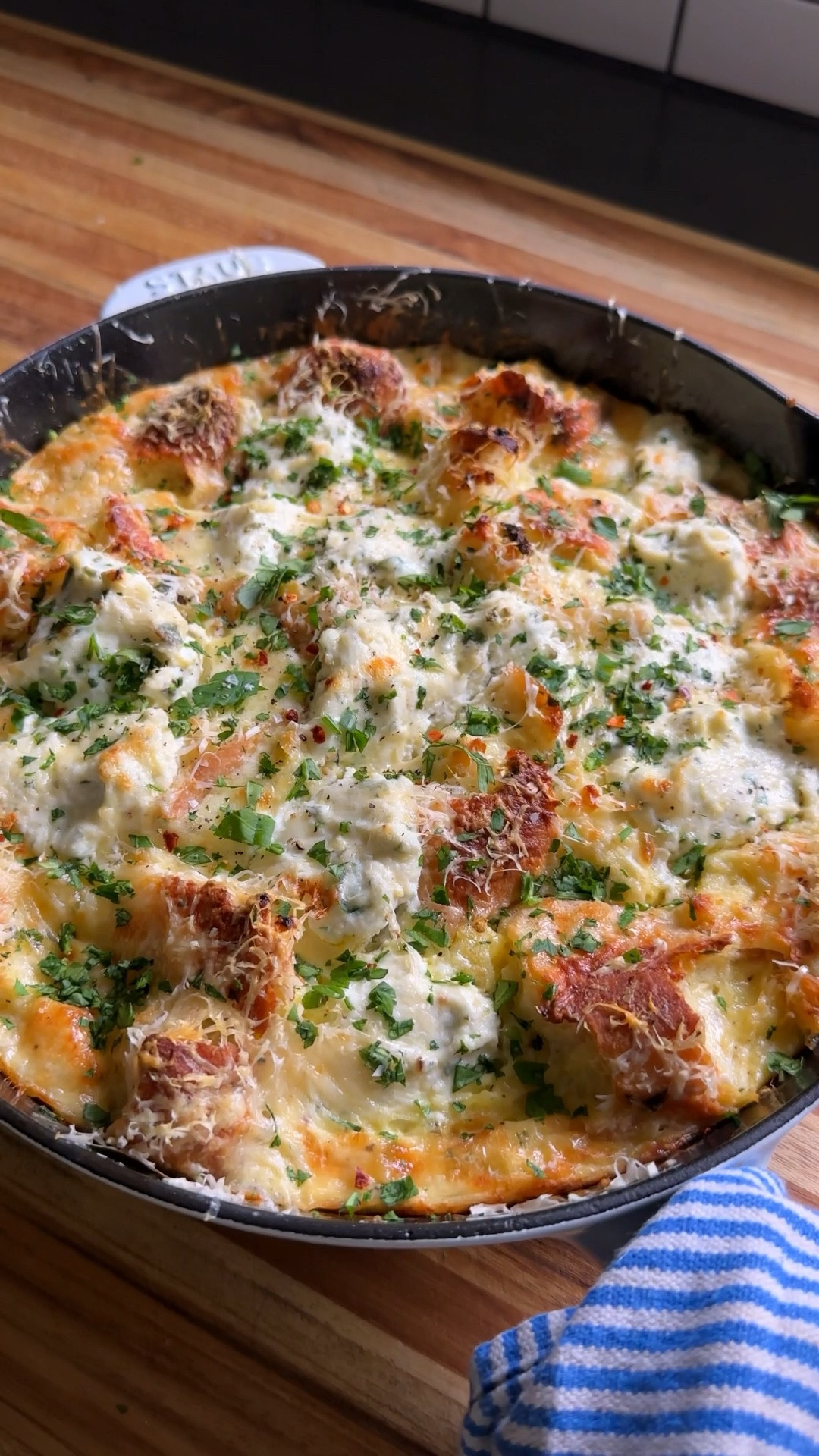 The perfect strata for houseguests 🏡 and it’s assembled, baked, broiled and served all from one skillet — which happens to be on MAJOR sale 🍳

#LTKGiftGuide #LTKHoliday #LTKSeasonal