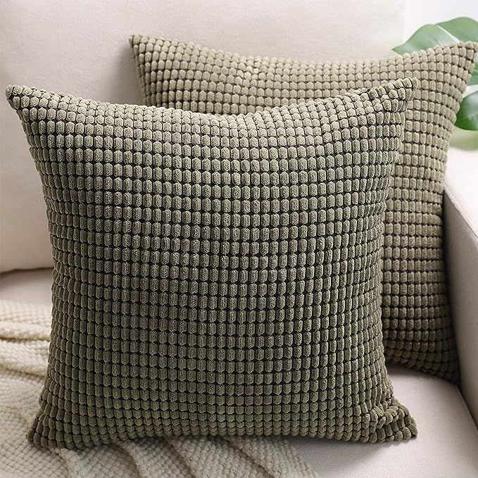BeBen Throw Pillow Covers, Decorative Pillow Covers 20x20, Set of 2 Soft Corduroy Cushion Case Ho... | Amazon (US)
