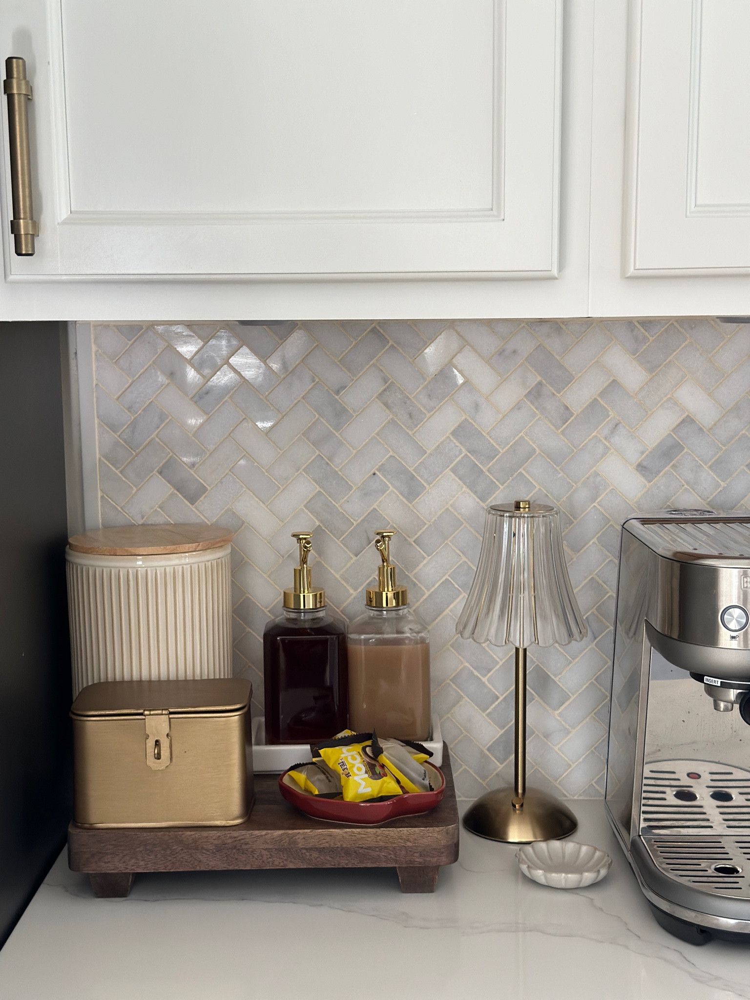 Coffee Bar decor #syrup dispenser