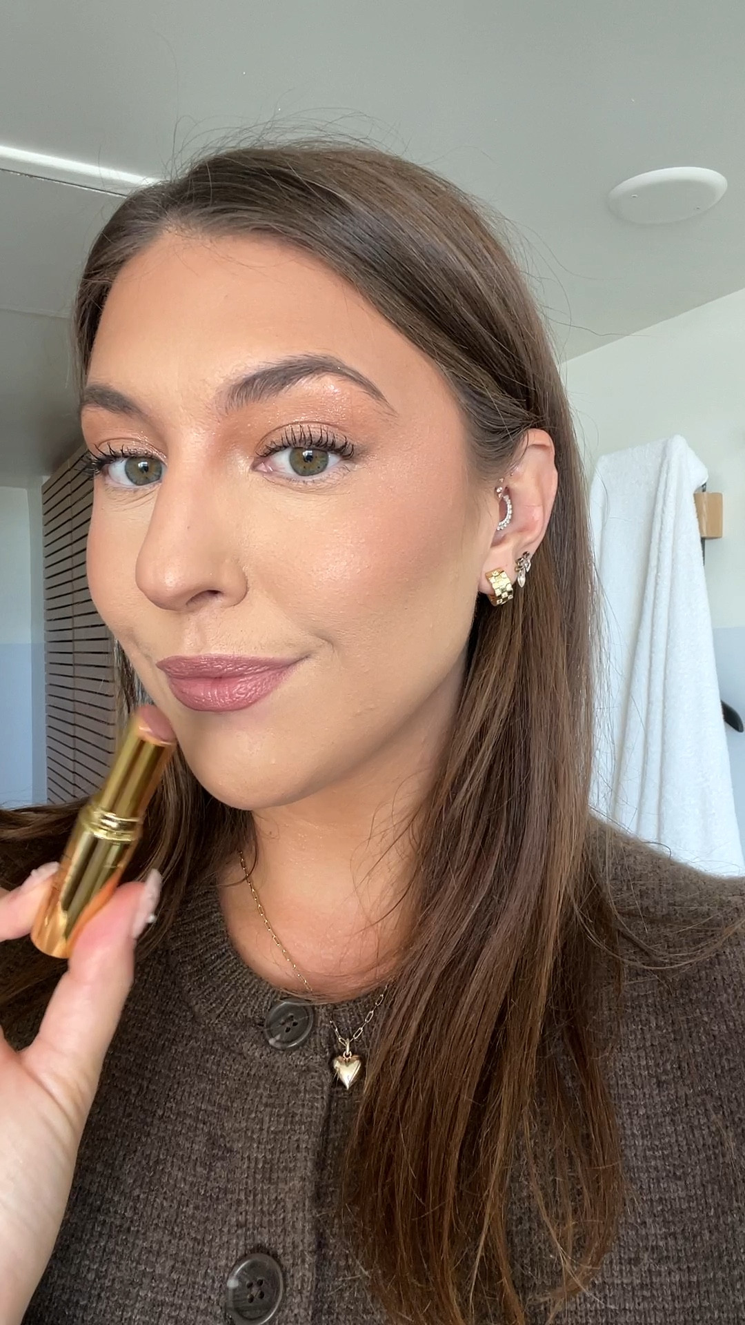 This is one of those “your lips but better” shades I keep in my bag at all times. Creamy, comfortable, and so easy to throw on without a mirror. It adds just enough polish for everyday wear and works beautifully with a natural makeup look.

⸻

Keywords:
everyday lipstick, nude lipstick, neutral lip color, your lips but better lipstick, natural makeup look, creamy lipstick, lip color for daily wear, beauty must haves, simple makeup routine, effortless beauty, wearable lipstick shade, clean girl makeup, polished everyday makeup, neutral beauty products

#LTKBeauty #LTKselfcare #LTKgrwm