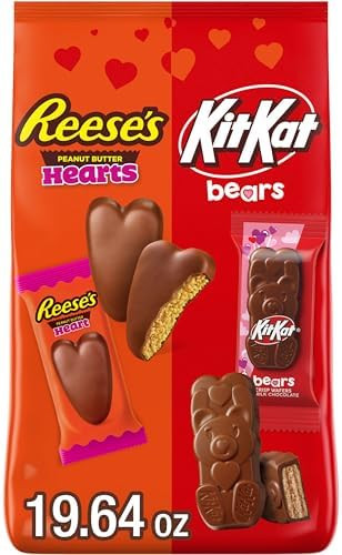 REESE'S and KIT KAT Assorted Milk Chocolate, Valentine's Candy Bag, 19.64 oz | Amazon (US)