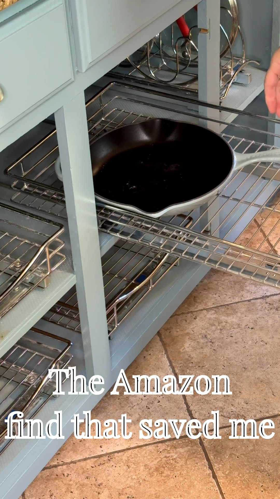 Probably the most helpful thing g in my kitchen. Before I had these metal pull out kitchen cabinet drawers, I was always digging around and searching for pots and pans. I’m linking a few options, but mine are the LYNK ones. So durable and made to last!!!