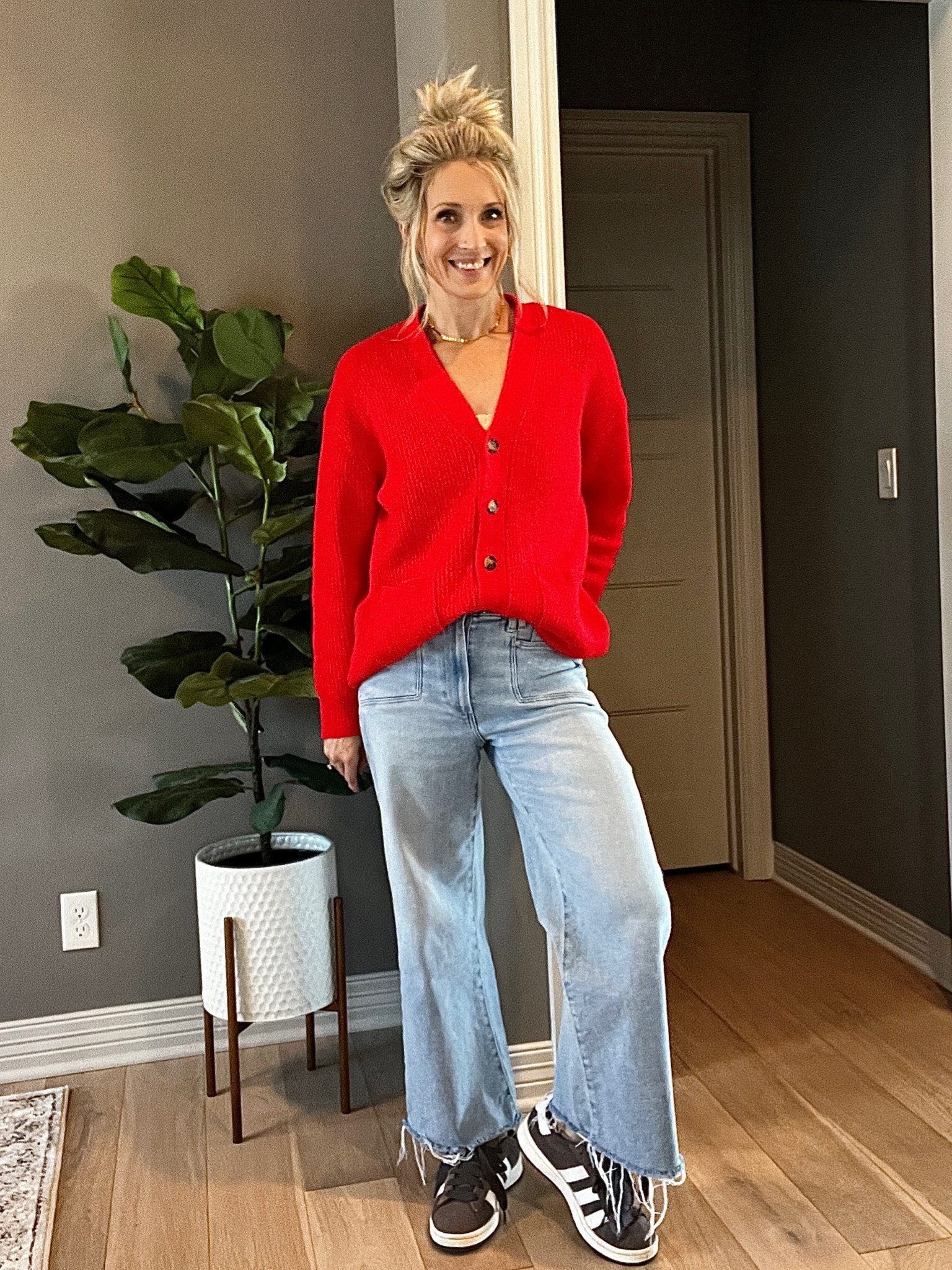 Cozy oversized sweater from Billabong paired with my favorite PAIGE jeans. Sweater is from last year but on major sale now. ❤️

Sweater: Small
Jeans: 27



#LTKStyleTip #LTKSeasonal #LTKSaleAlert