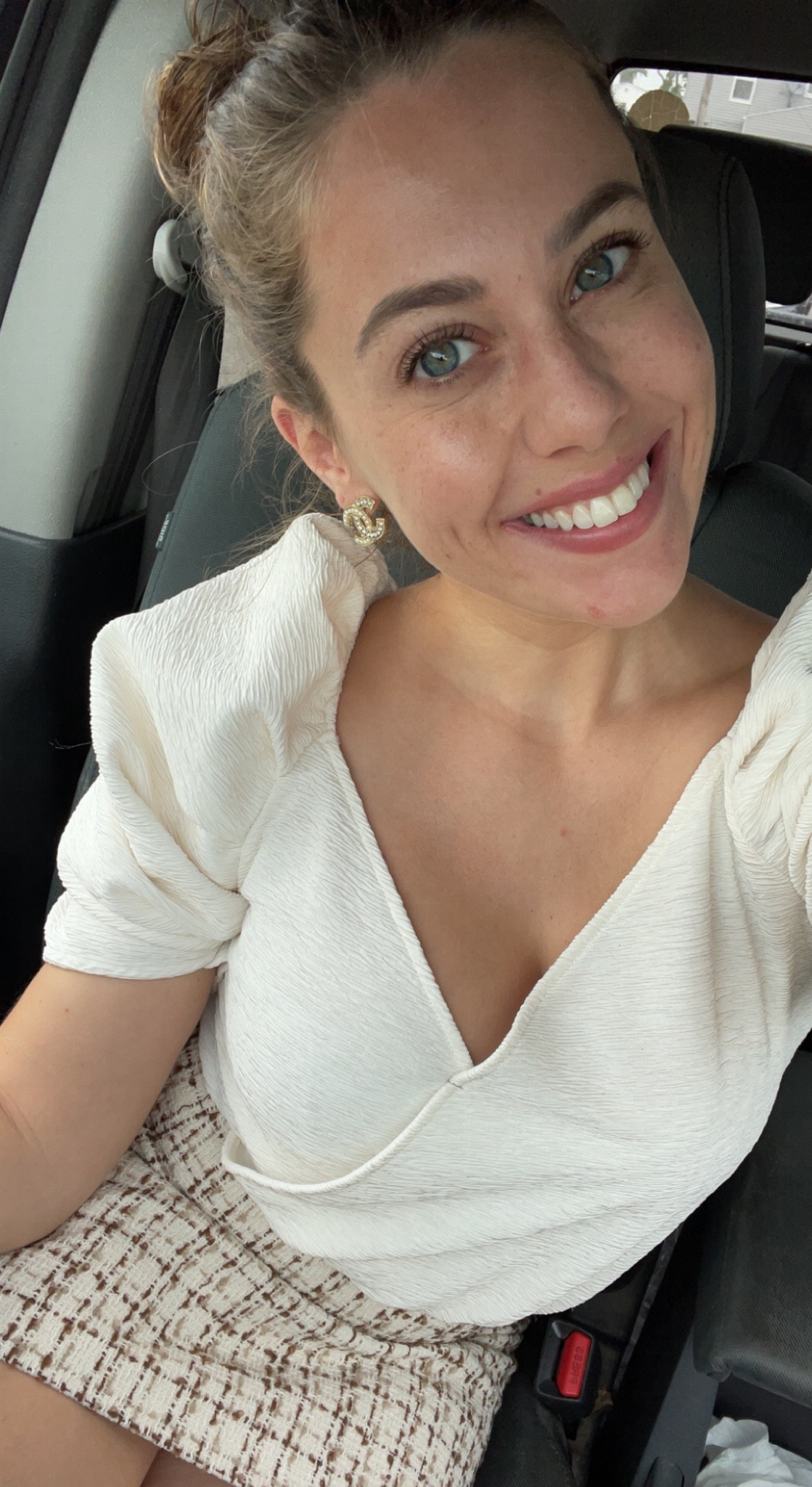 Top is similar to link! 
Express no longer has

#LTKSeasonal #LTKstyletip #LTKxAF