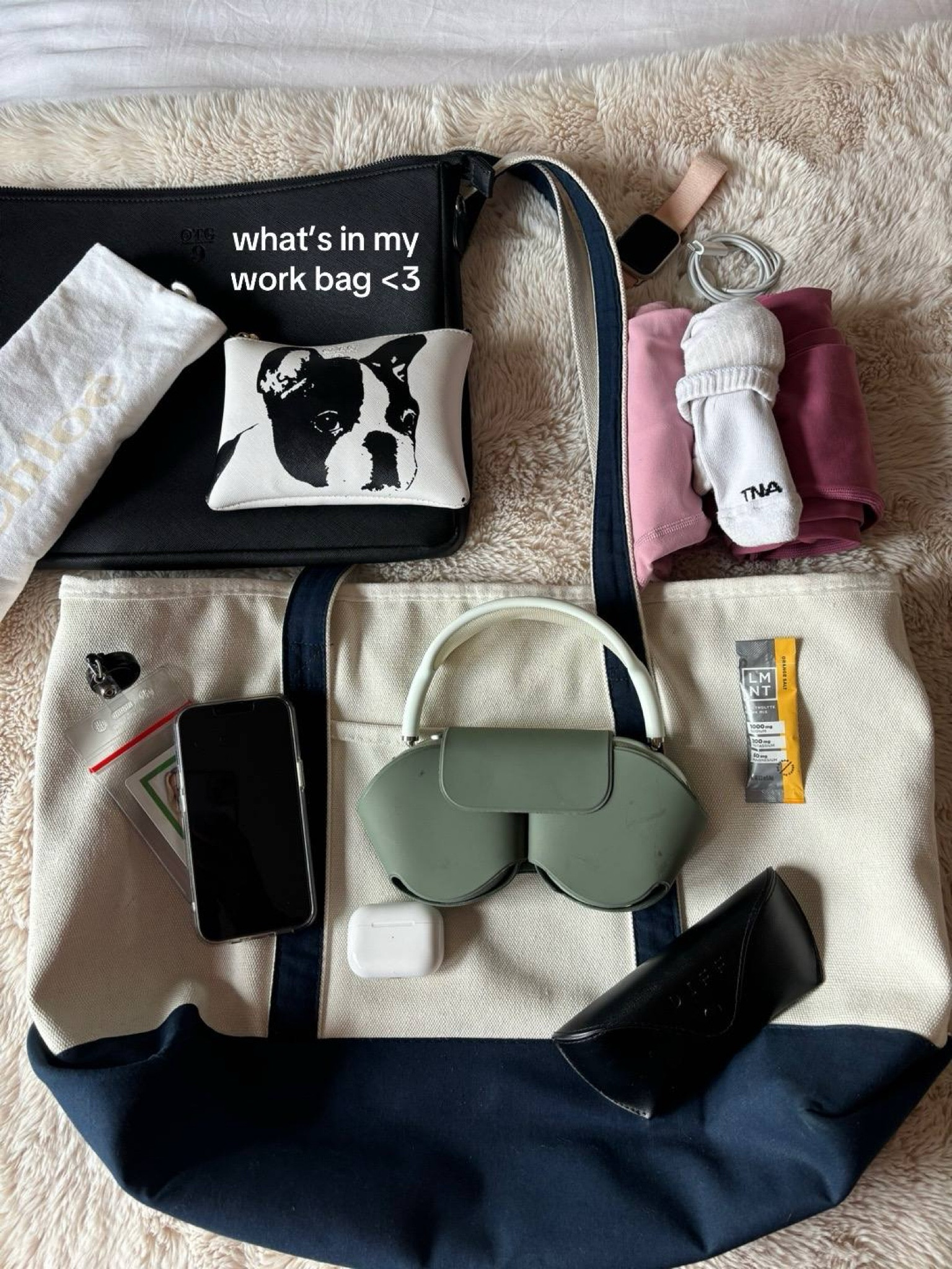 what’s in my work bag! 

#LTKTravel #LTKItBag #LTKWorkwear
