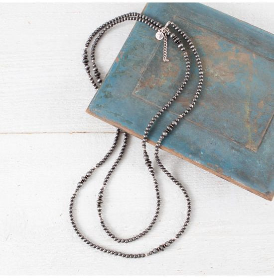 Navajo Pearl Graduated Necklace | Rod's Western Palace/ Country Grace