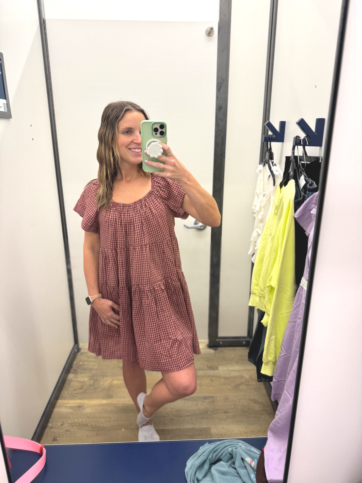 This was the dress I went to Old Navy for… and it ended up being a big nope 😭 Tried both XS and S — both were way too big and swallowed me up. Cute style, just not made for my frame.

Linking it anyway in case it works better for you! Full try-on is on TikTok @katiedb52 👀

#LTKPetite #LTKSeasonal #LTKStyleTip