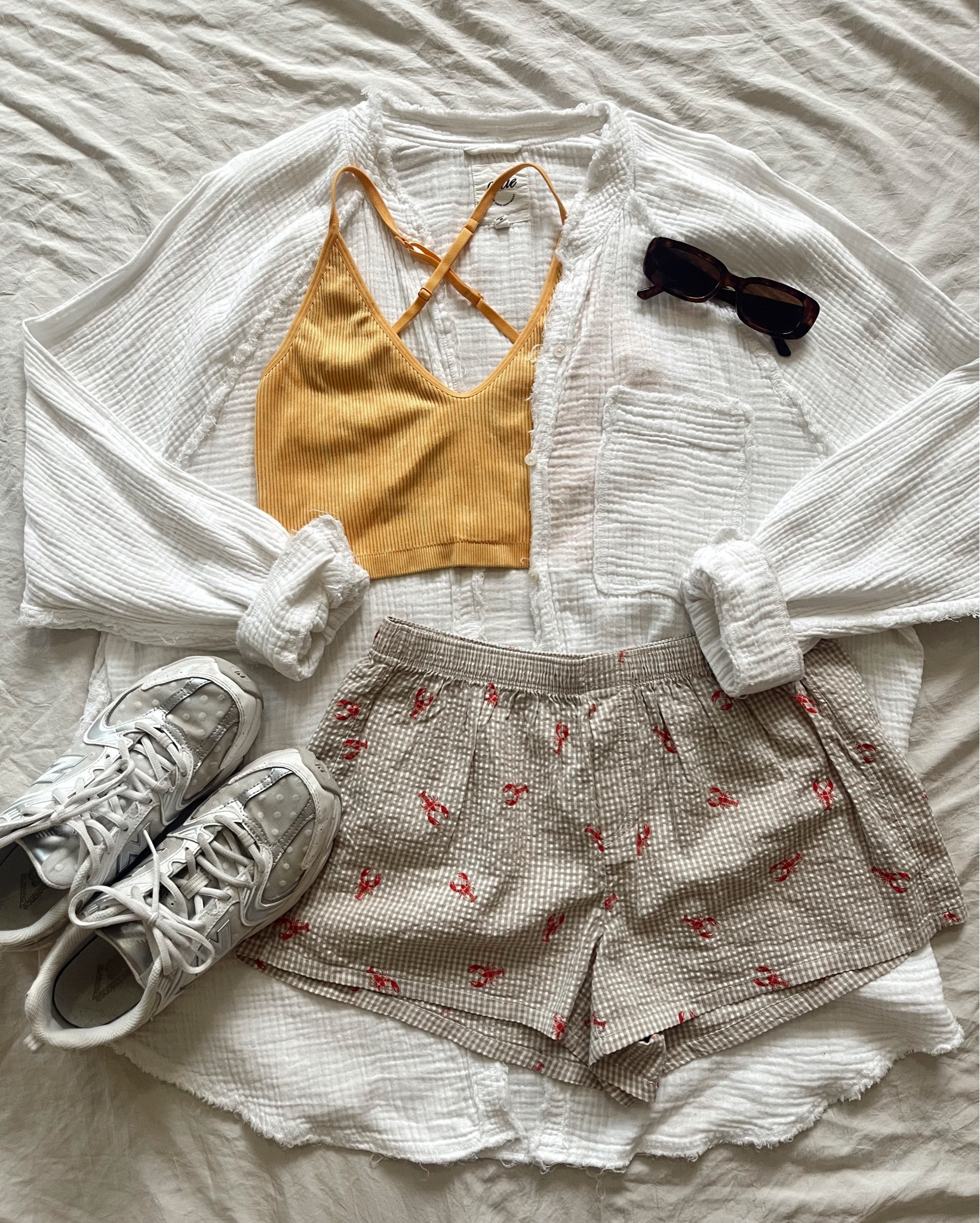 recent casual outfit inspo for warmer spring days🦞☀️👟