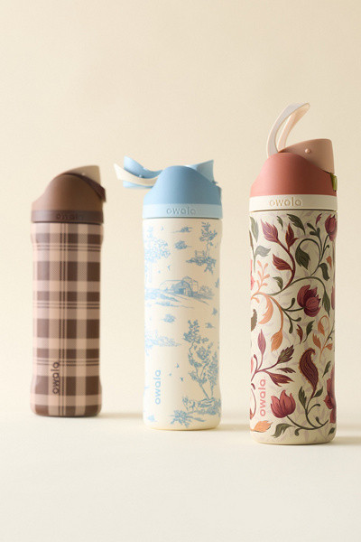 Owala FreeSip Patterned 24 oz Water Bottle in Just Ripe at Urban Outfitters | Urban Outfitters (US and RoW)