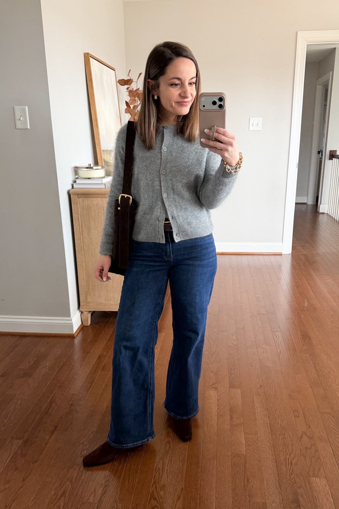 Wearing today! 

Jeans (Quince): 24 x 28” - these have definitely had some of that shrinkage I talk about with Quince jeans 
Sweater (Quince): xs
White top (Quince): xs 
Boots (Steve Madden): tts but a little narrow 
Bag (Madewell) 

#LTKPetite