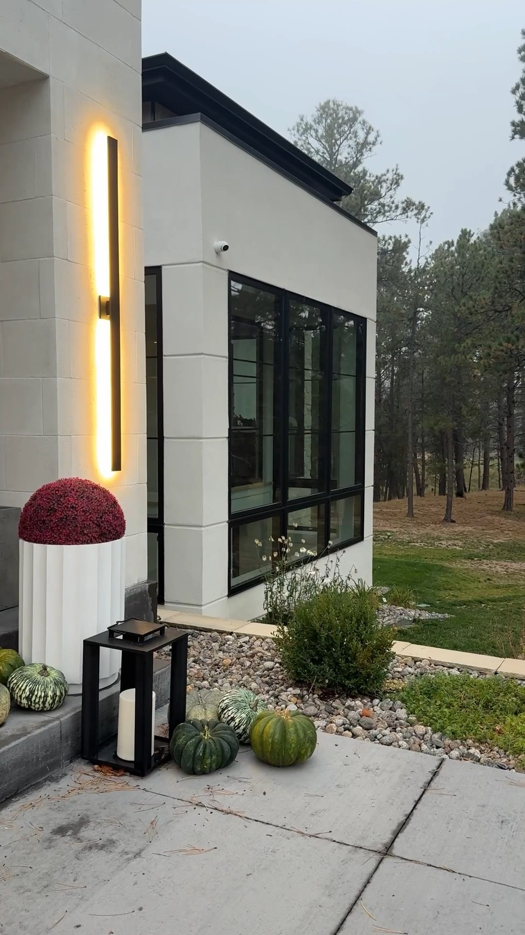 Foggy Colorado morning! The green pumpkins are such a vibe. I have a mix of faux and real for the front porch. I’m going to continue to add to my collection to help make it more full!

#LTKSeasonal #LTKHalloween #LTKHome

#LTKHalloween #LTKSeasonal #LTKHome