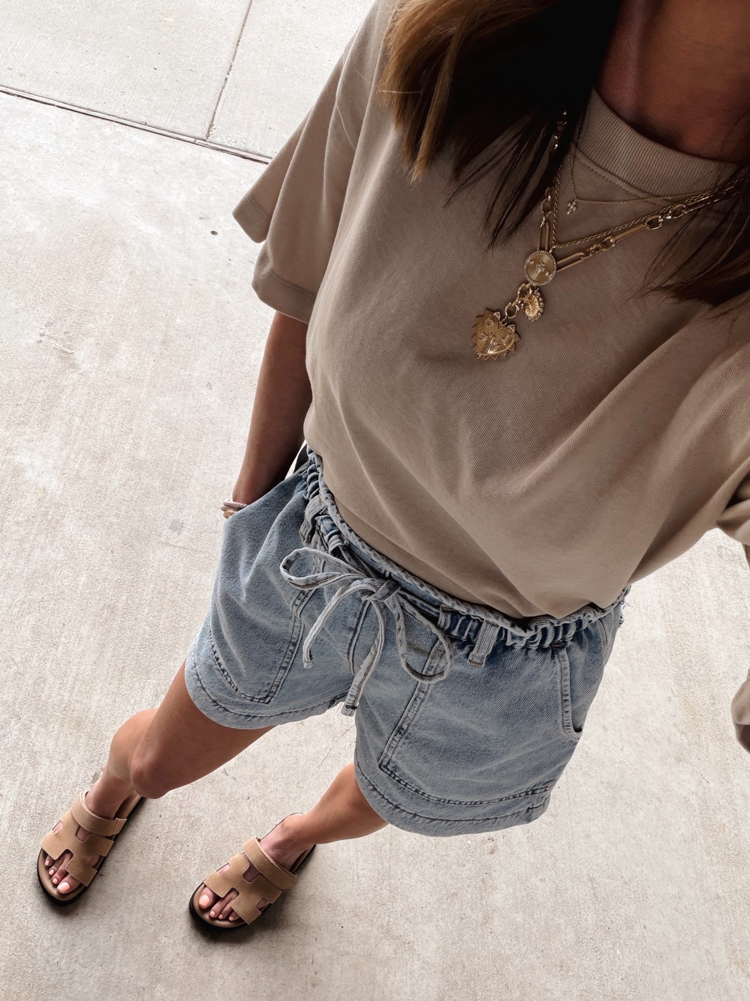 Comfy/cute designer-inspired short! And I love this Target tee! Wearing xs 



#LTKootd #LTKmomlife #LTKdayinmylife