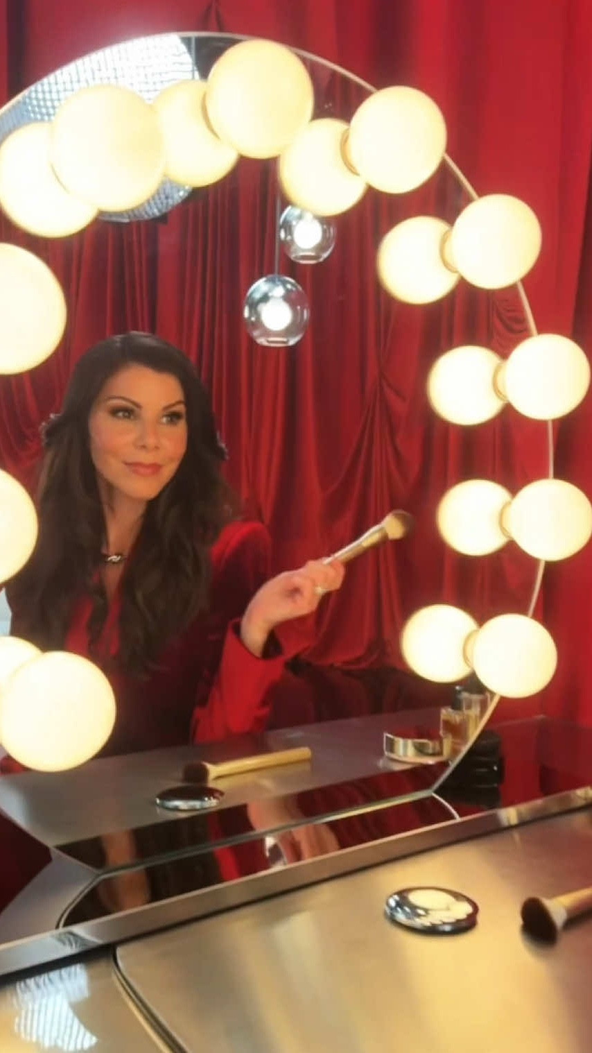 Afirmations to lead me into a strong week 💪🏼🤣💃🏻

This pop of red is so fun! Loved this velvet blazer and pants set from my recent shoot!

 #affirmationsdaily #affirmationsoftheday

#LTKdayinmylife #LTKWorkwear #LTKootd