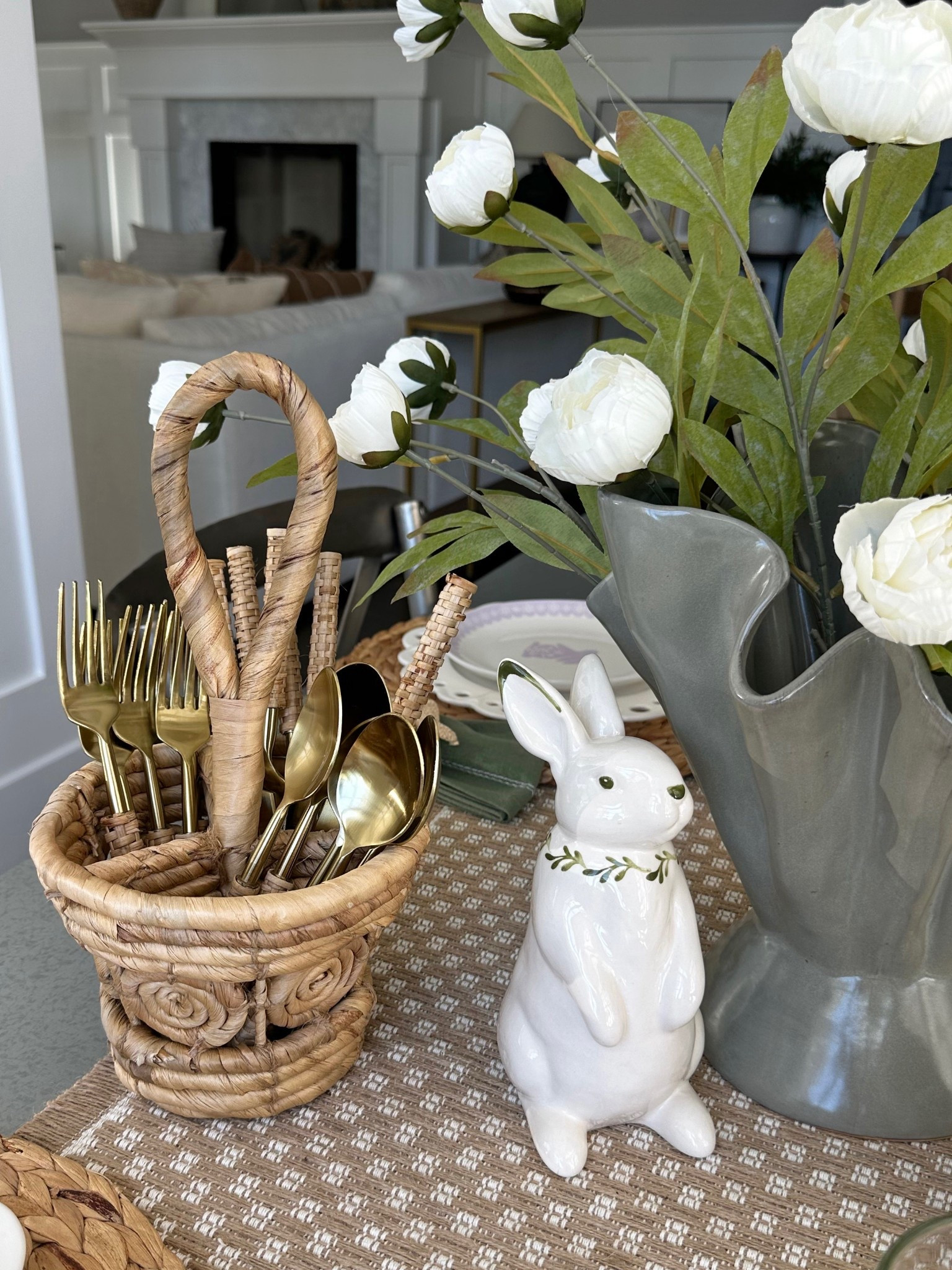 Details! Details! Details! love how this simple utensils basket from Target gets elevated a little design ￼

#LTKfoodie #LTKdayinmylife #LTKSeasonal