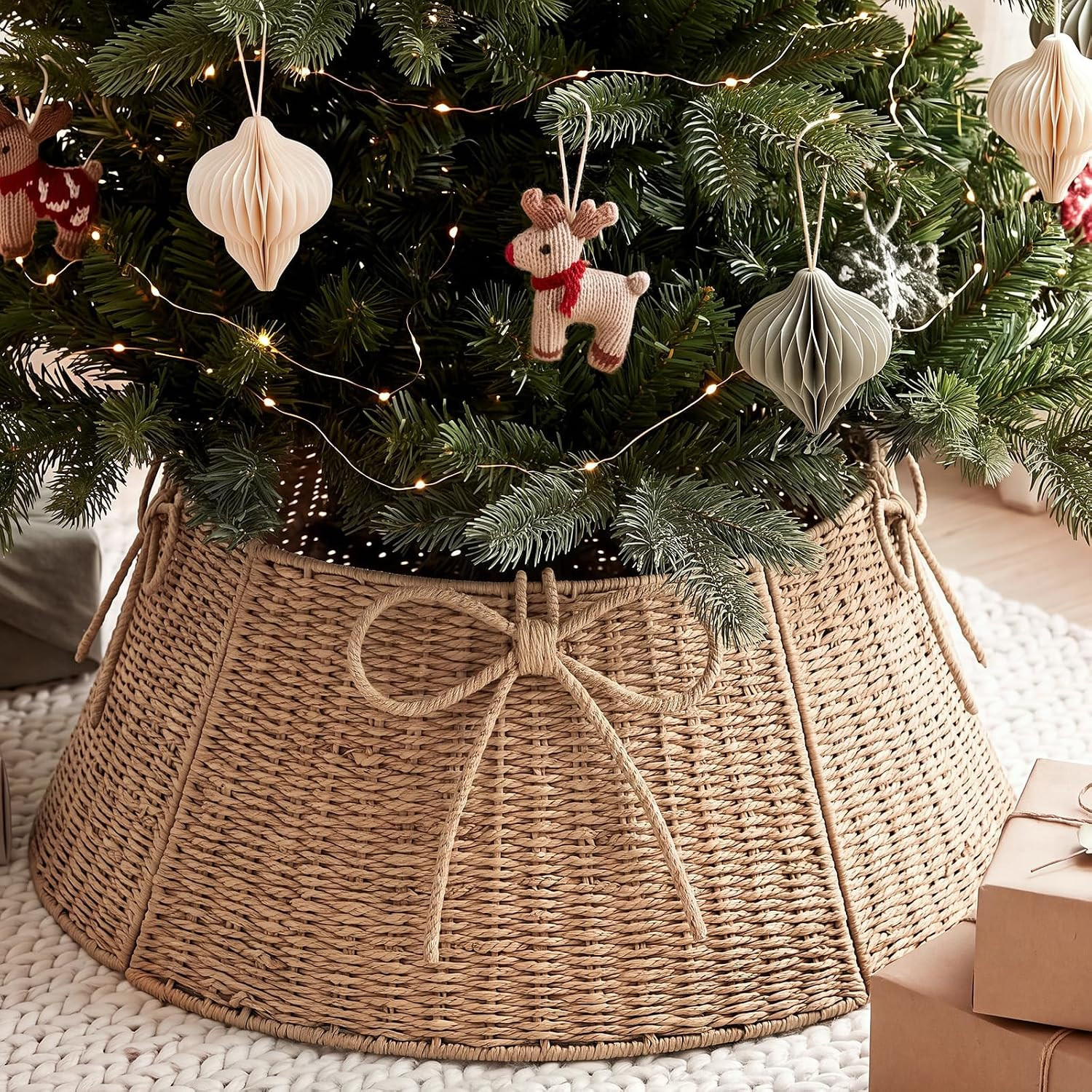 Foilswirl 28 Inch Christmas Tree Collar Wicker Tree Skirt Stand Base | Amazon (US)