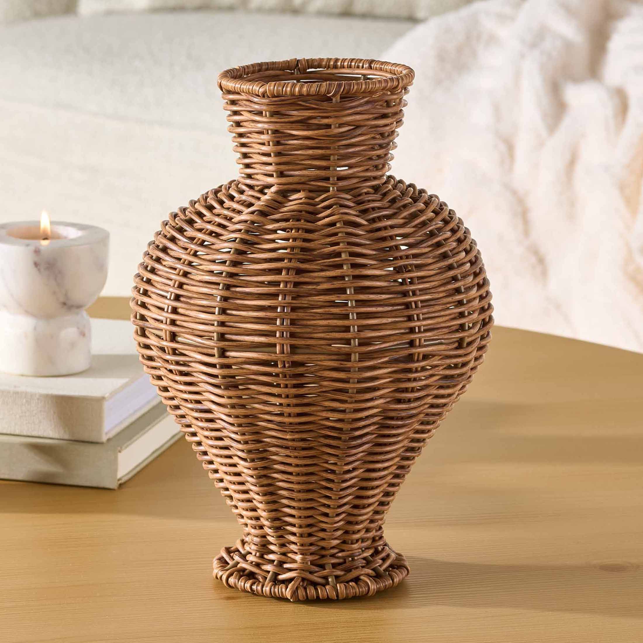 Better Homes & Gardens 10" Brown Woven Faux Rattan Indoor Vase - Walmart.com | Walmart (US)