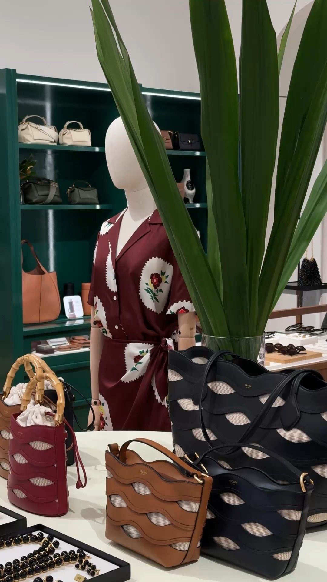 In the fitting room with Oroton 

Trying on new arrivals of The Lake House Collection 

Wearing size 10 