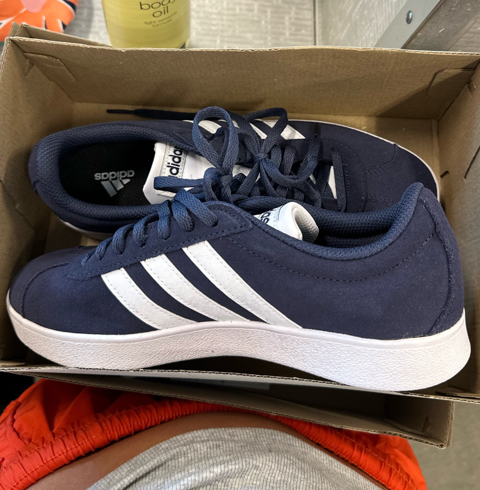 EXACT SNEAKERS!!!!
