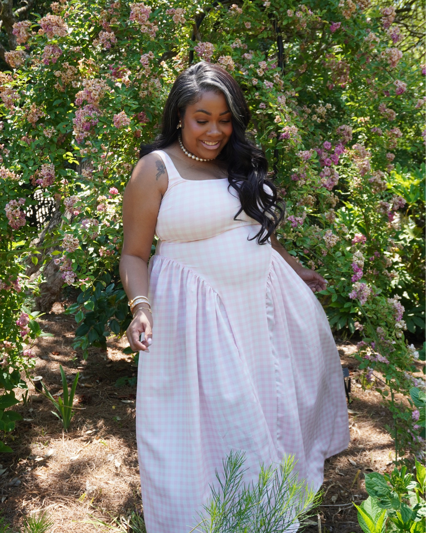 Maternity friendly🙌🏽Pretty in pink! Nice and stretchy in the middle and sturdy on the sides!

#LTKmomlife #LTKMothersDay