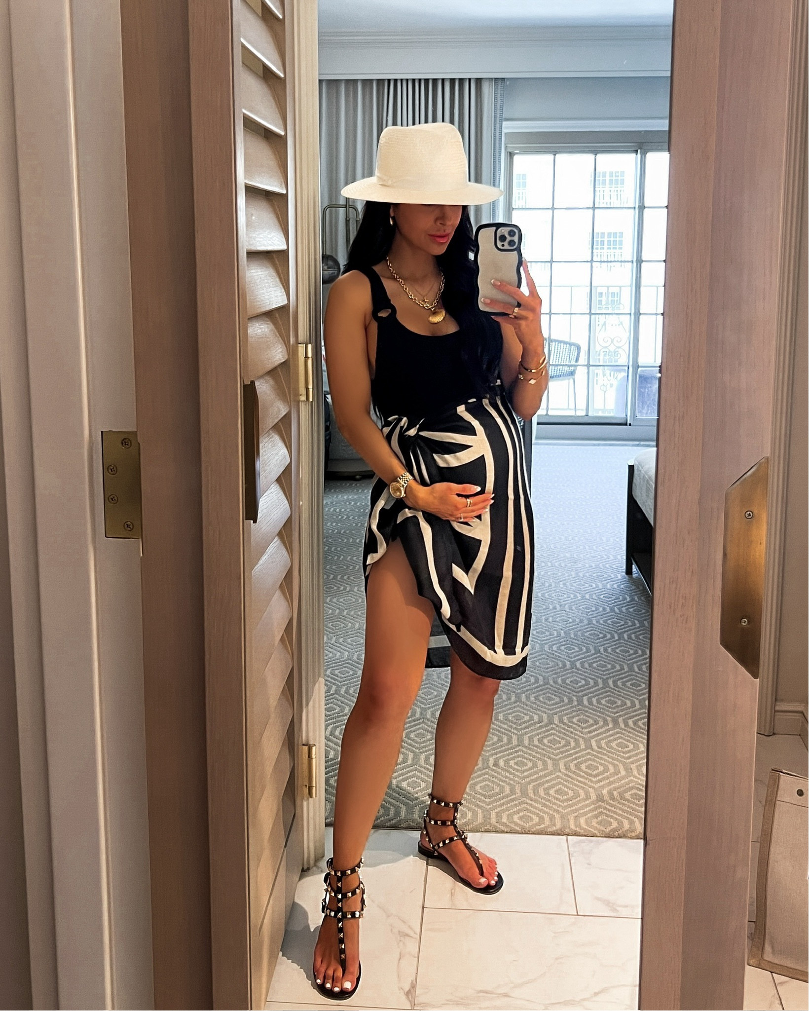 4th of July swimsuit outfit
Hunza g one piece swimsuit
Amazon coverup / sarong


#LTKSwim #LTKTravel #LTKFindsUnder50