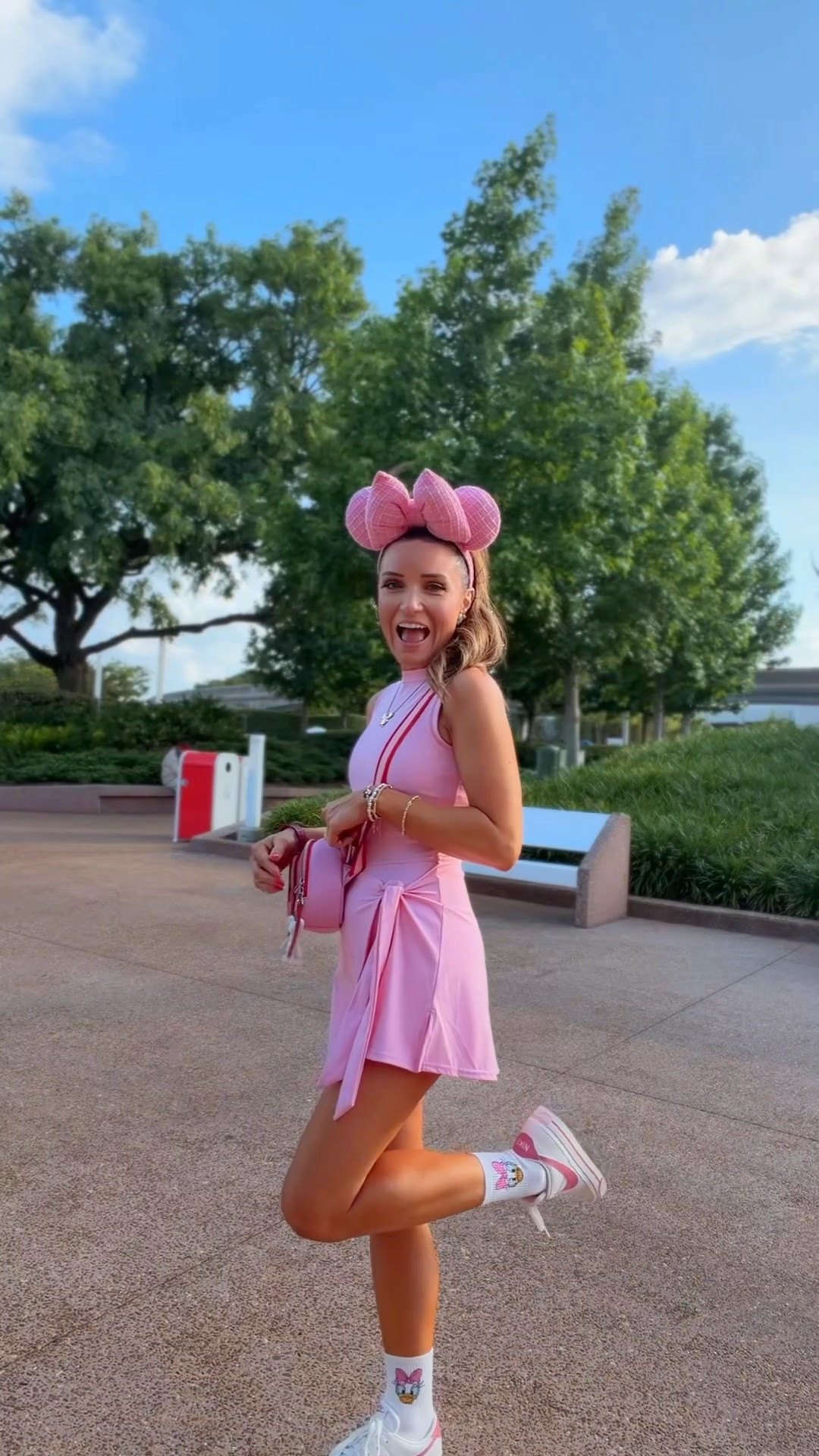 Epcot OOTD 🎢🏯⛲️ the absolute BEST park dress for hot sunny days!

#LTKmomlife #LTKActive #LTKOver40